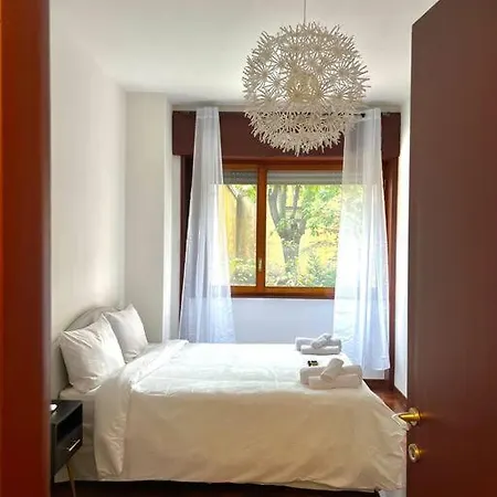 Isola Maciachini Mm 3 - Moderno Trilocale Con Balcone 10 Min Da Stazione Апартаменты *